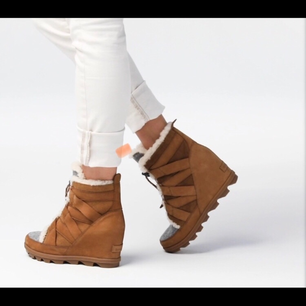 Sorel Joan of Arctic Wedge II Cozy Boot Sz…